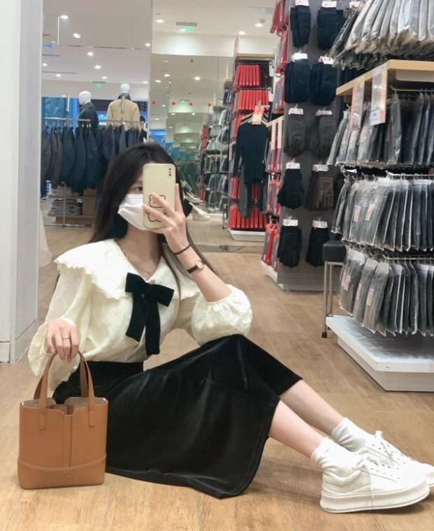 トップス 長袖 ボリューム袖 Vネック スクエアネック フレア フォーマル フェミニン シフォン フリル リボン 透け感 かわいい 上品 メンズライク ガーリー モード系 エレガント ラブリー