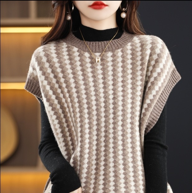 トップス セーター ベスト 細身 ニット かわいい 可愛い きれいめ シンプル カジュアル 上品 おしゃれ お洒落 女子 こなれ感 キュート ガーリー 存在感 抜け感 無地 レディース