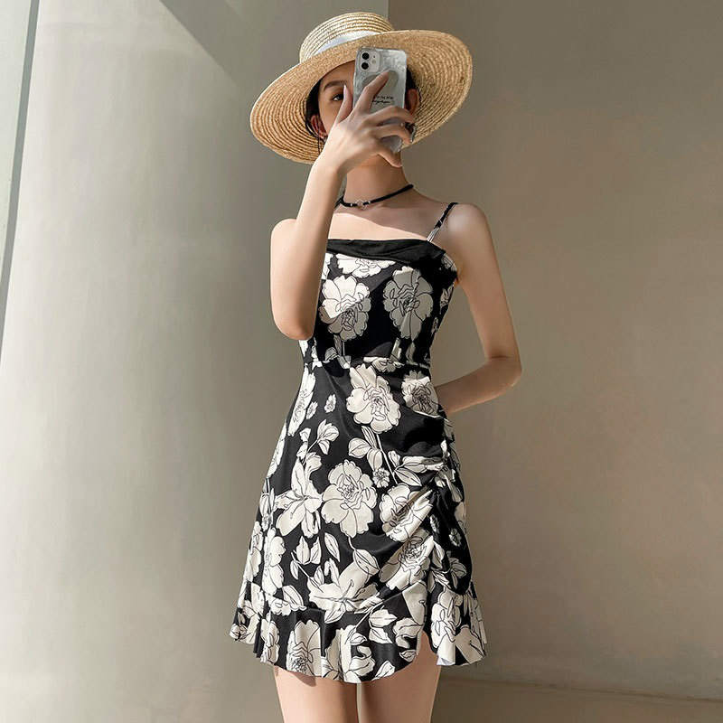 【急速出荷!】ラストチャンスレディース 水着 ワンピース 花柄 セット フリル フレア フェミニン 大人可愛い 体型カバー ミセス 30代 40代 50代 海 ビーチ リゾート 海水浴