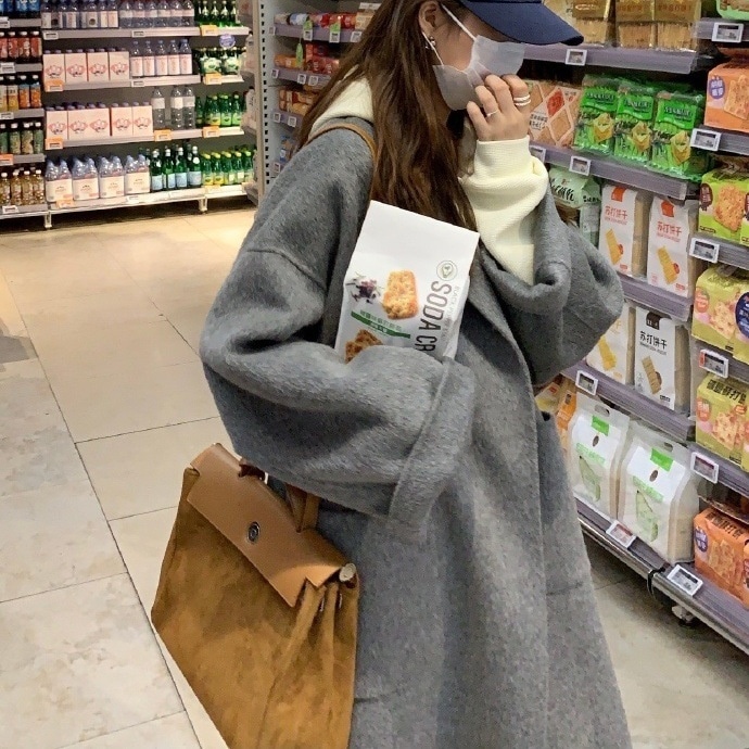 アウター コート ロングコート 長袖 襟付き 前開き ポケット ロング丈 かわいい 大人可愛い きれいめ シンプル 上品 おしゃれ かっこいい カジュアル レトロ きちんと こなれ感 個性的 主役級