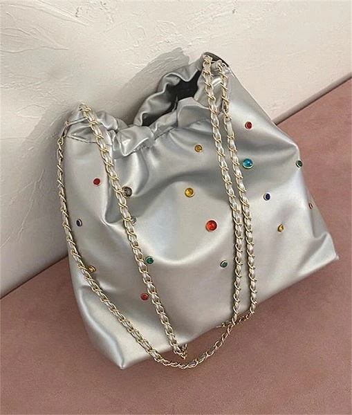 AW 韓国ファッション チェーン ファッション トートバッグ トレンド 大容量 斜めがけバッグ