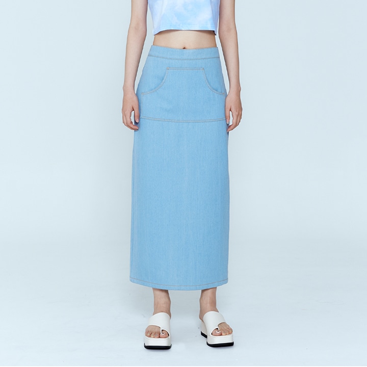 Kangaroo pocket light denim long skirt