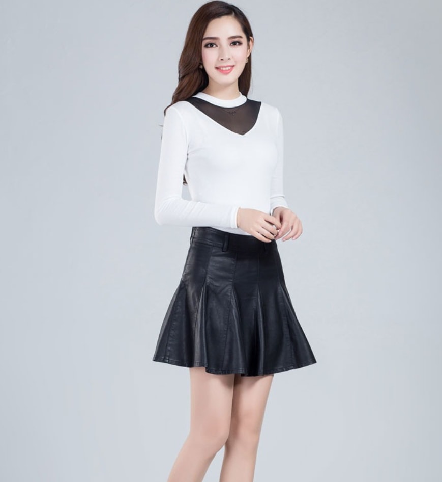ボトムス デート モテアイテム ミニスカート フレア ハイウエスト フェイクレザー コットン 大人可愛い きれいめ 上品 おしゃれ かっこいい 大人可愛い ラブリー キュート ガーリー クール