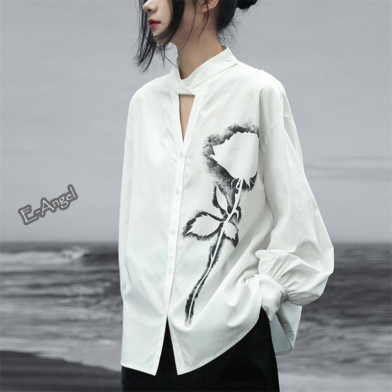 白シャツ レディース ブラウス 長袖 vネック ゆったり 薔薇プリント 個性的肌見せ 8,167円