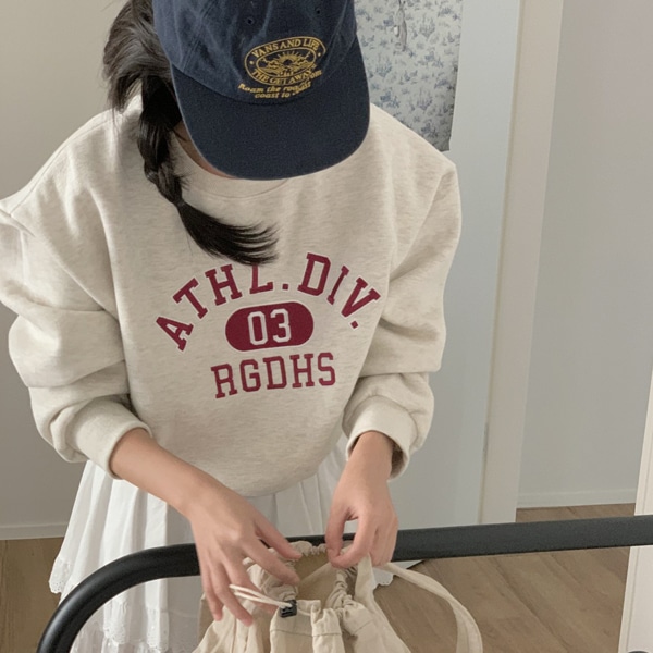 韓国ファッション ゴンサム レタリング ルーズフィット ラウンド 両起毛 マンツーマンTシャツ