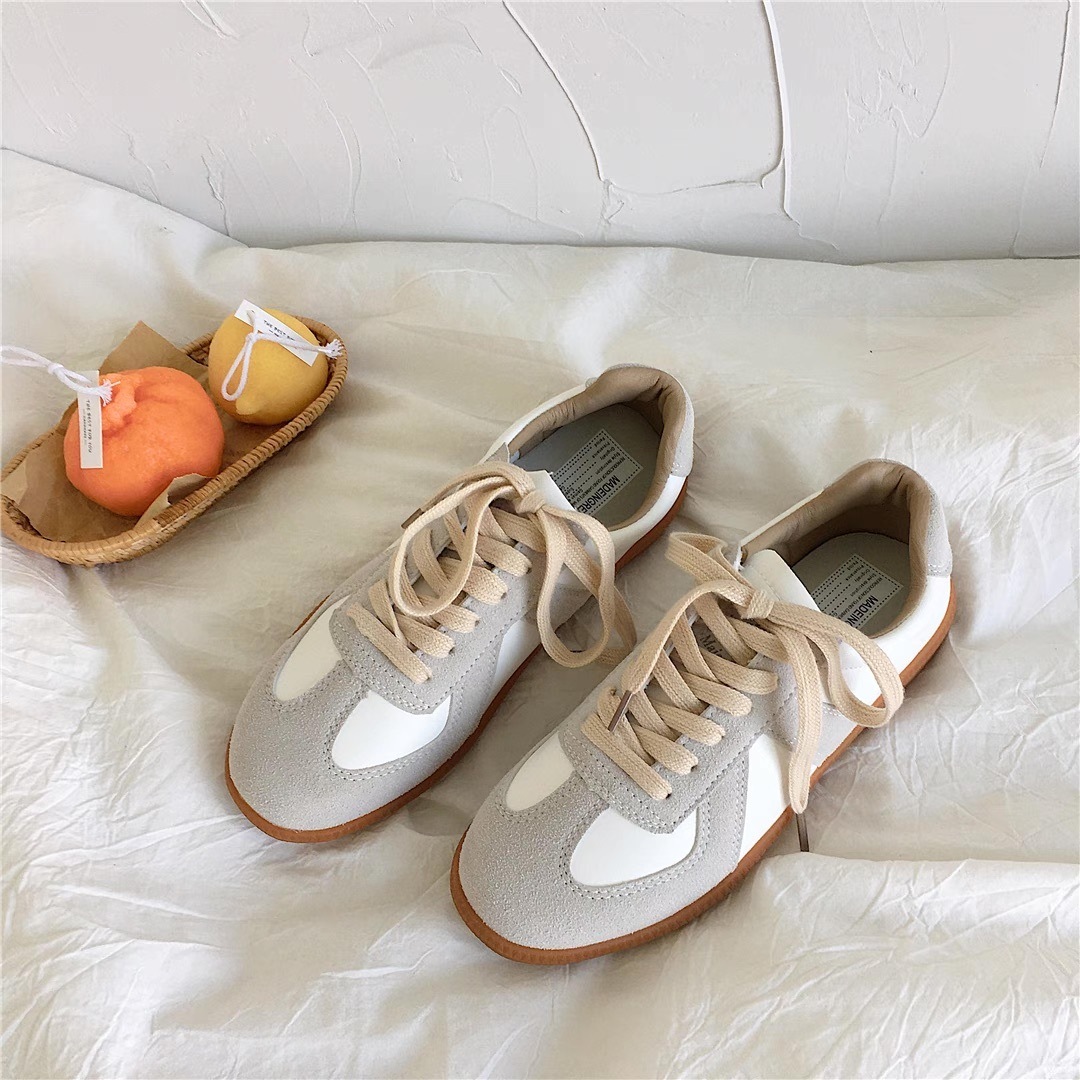 レディース スニーカー ランニング スポーツ フラット ぺたんこ 柔らかい コンパクト かわいい 大人可愛い きれいめ シンプル カジュアル 上品 おしゃれ レトロ キュート スポーティー マニッシュ