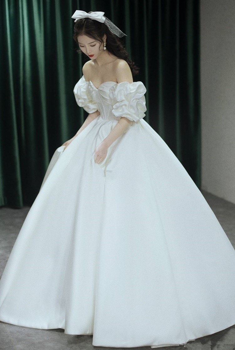 ウェディングドレス ウェディングドレス白 パーティードレス露背 花嫁ロングドレス 結婚式 二次会 エレガント