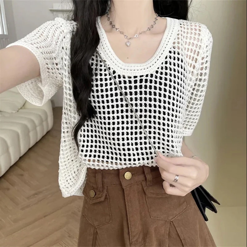 【超お得1つ買うと10個もらえる】メガ割夏でも着れる！サマーニット ニットウェア 夏のスケルトン半袖Tシャツ女性パーカー丸首ブラウスの韓国語バージョン