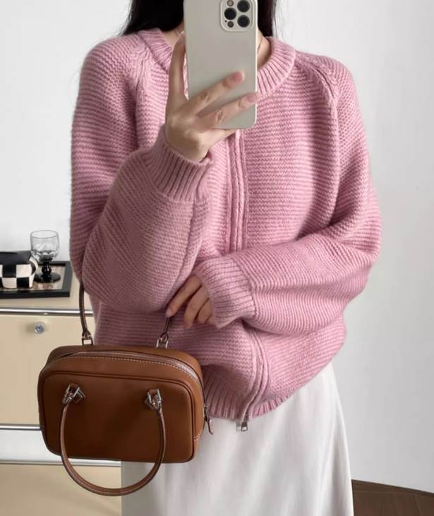 クーポン有トップス レディース ニット セーター カーディガン ジップアップ 秋 普通丈トップス 長袖 ラウンドネック ストレート ジップ 前開き ふっくら 伸縮性 カラバリあり ブラック ホワイト