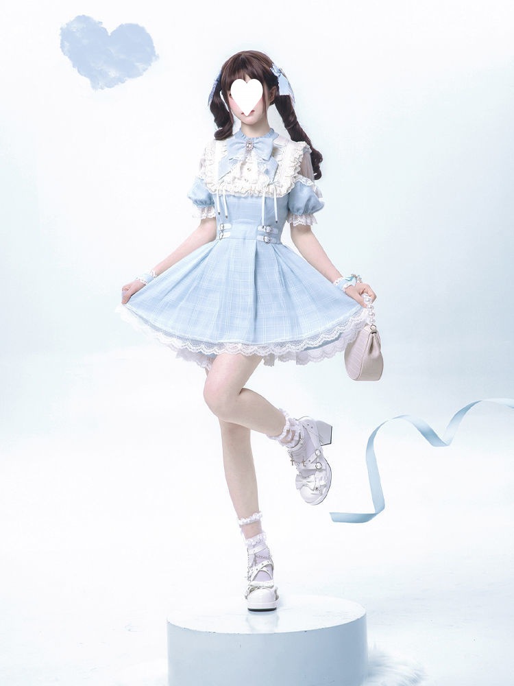 【2025夏新作】量産型地雷系アイドル風ブラック×ホワイトワンピース サブカルコーデの定番