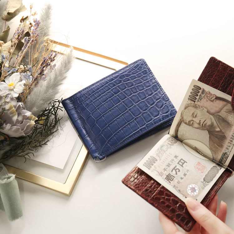 クロコダイル マネークリップ 財布 レディース 一枚革 センター取り マット 加工 折り財布 二つ折り 薄い お札入れ 札ばさみ 日本製 本革 鰐革 プレゼント 母の日 ギフト 4FA (060017