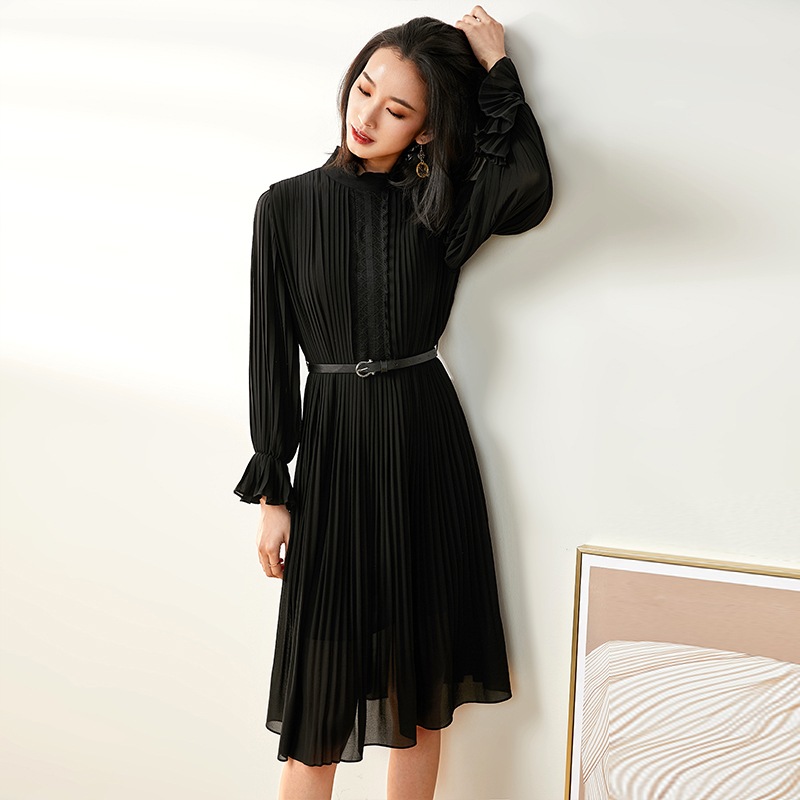 ワンピース プリーツスカート 膝丈 ひざ丈 膝下 ポエットスリーブ スタンドカラー Aライン プリーツ レース フリル ベルト ウエストマーク 薄手 かわいい 大人可愛い きれいめ シンプル 大人