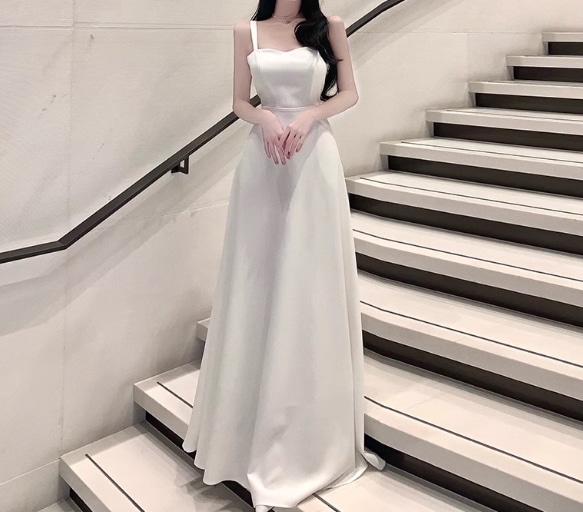 ウェディングドレス キャミソール バックリボン 優雅なシルエット 大人っぽい 2次会/合コン 28,001円