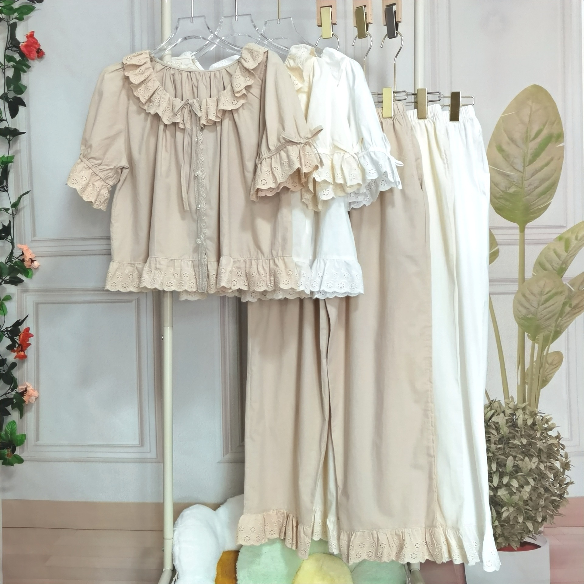 夏の新しい純綿のパジャマ女性の半袖ズボン甘いプリンセスレースレース宮殿スタイルオープンボタンホーム服スーツ