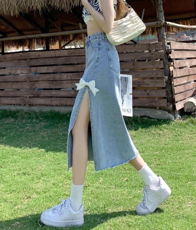 スカート ロングスカート デニムスカート ミディアム丈 リボン サイドスリット ブルーデニム 大人可愛い カジュアル おしゃれ キュート 春 夏 秋 レディース 学生 デート お出かけ 休日 旅行 5,527円
