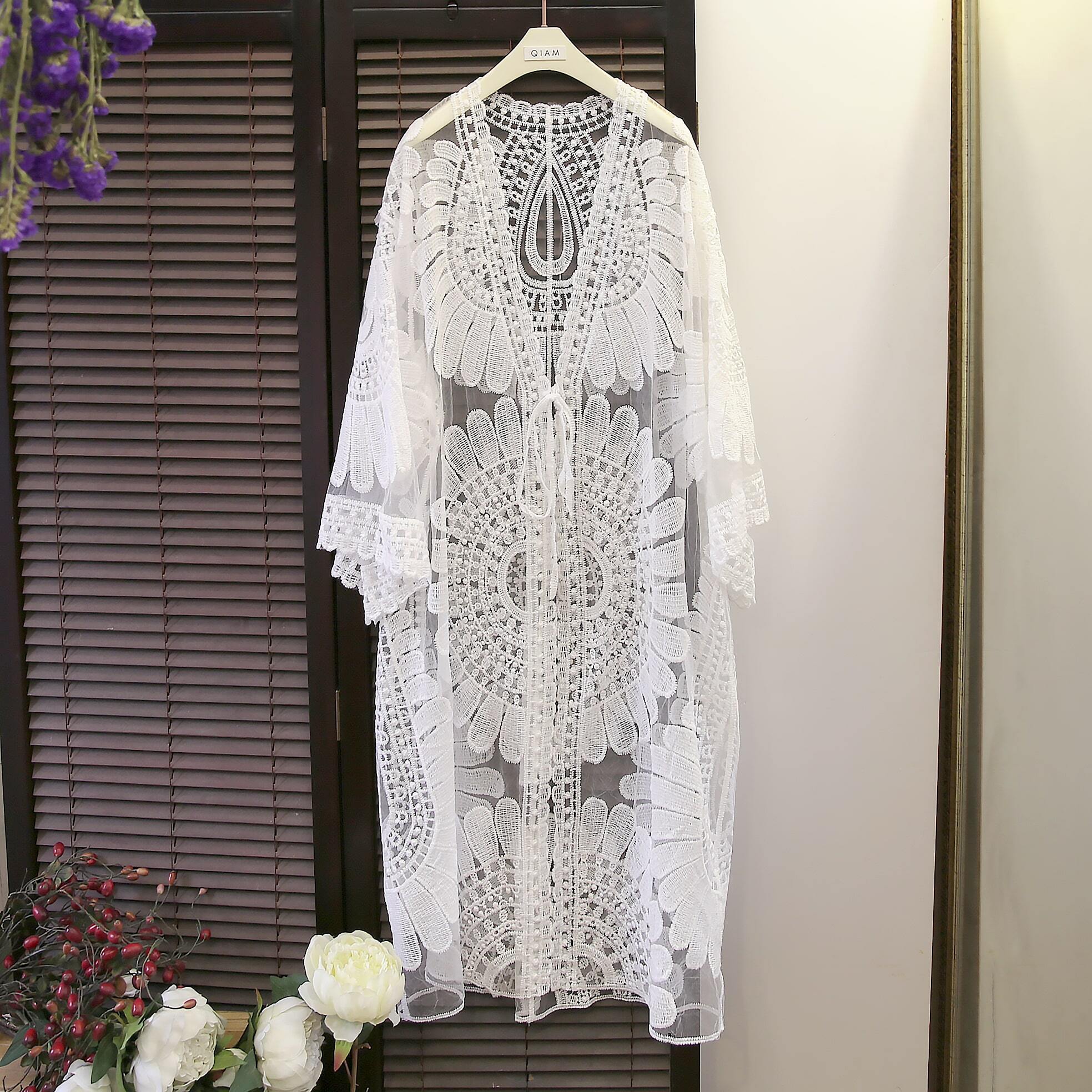 総レース 花柄 ロング カーディガン l 白 トップス 春 夏 セクシー 海外 セレブ ゆったり 透け感 長袖 ビーチ ビキニブラウス 水着 日焼け防止 体型カバー リゾート コーデ フラワー ボタ