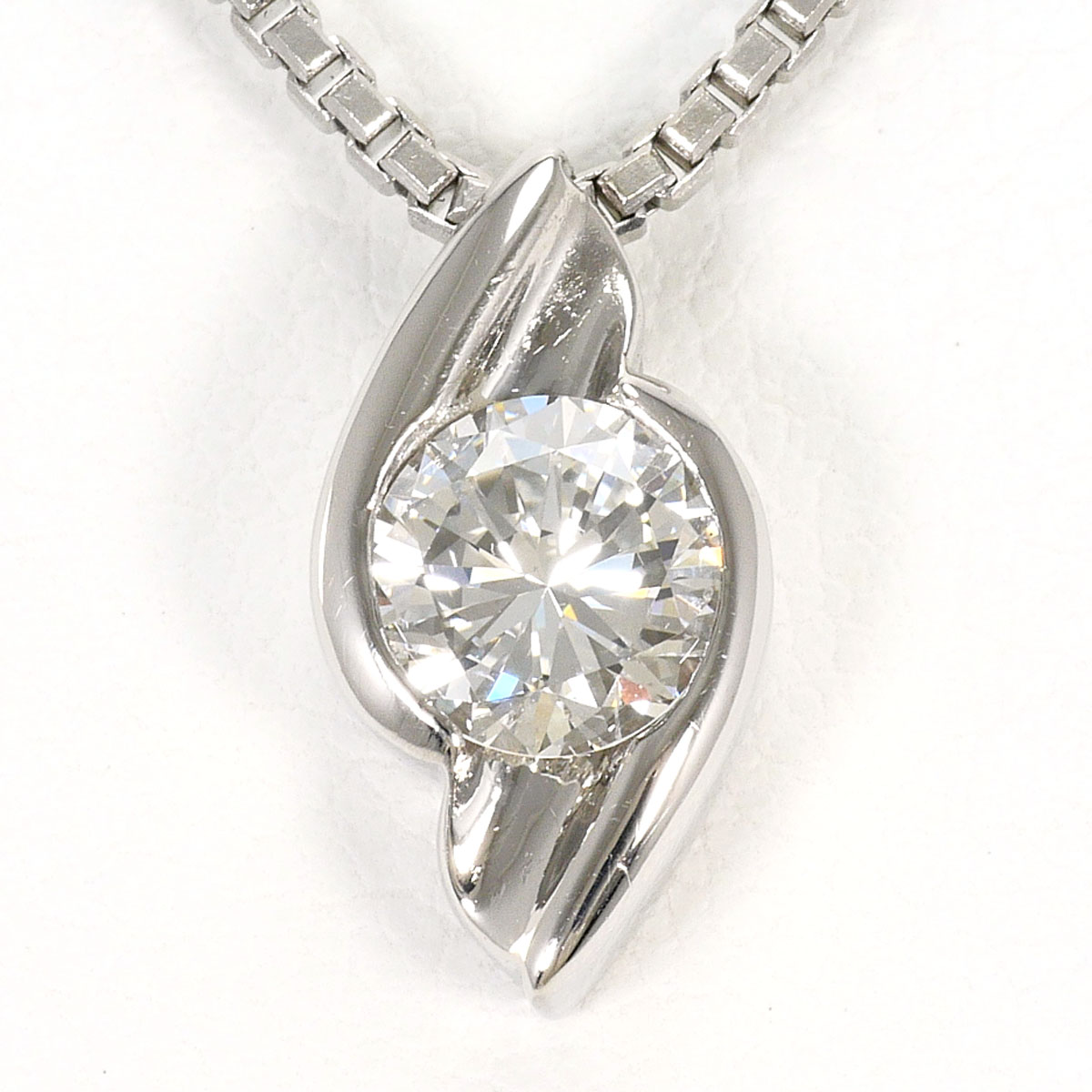PT900 プラチナ PT850 プラチナ ネックレス ダイヤモンド 0.70ct VS2 鑑定書 総重量約8.8g 約40cm 中古