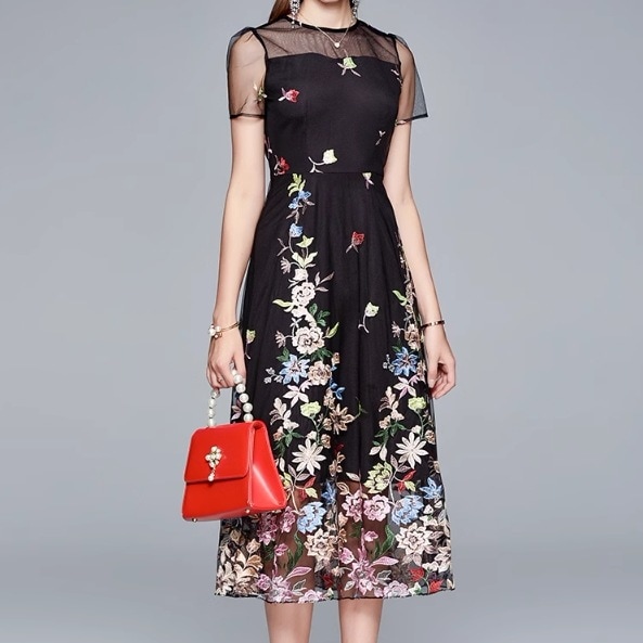 レディース ワンピースドレス ロング 半袖 袖あり ラウンドネック 襟なし セミフレア Aライン フェミニン 刺繍 ファスナー 透け感 シースルー ポリエステル かわいい 大人可愛い きれいめ 上品