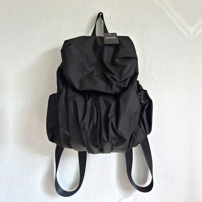 Pomi Nylon Backpack - 軽量 大容量 撥水 通勤 通学 旅行