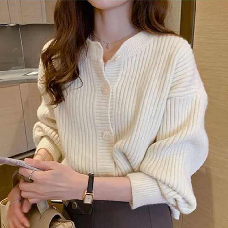 レディース トップス ニット セーター カーディガン 羽織 前開き 長袖 ラウンドネック 襟なし ワイド もこもこ ふわふわ ふっくら 伸縮性 かわいい 大人可愛い きれいめ シンプル カジュアル