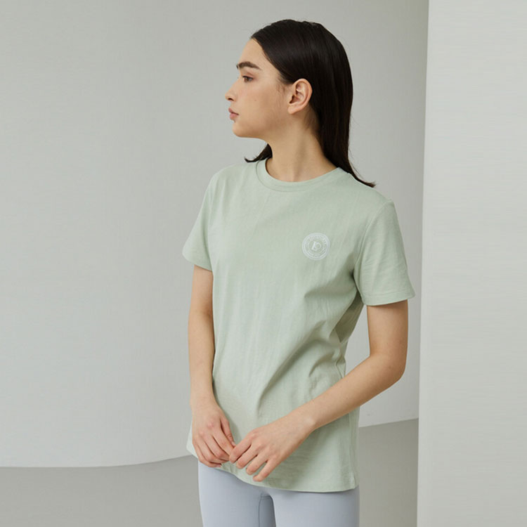 韓国系テニスウェア LOVEFORTY(ラブフォーティ) レディース LOVE FORTY LOGO Ｔシャツ -グリーン