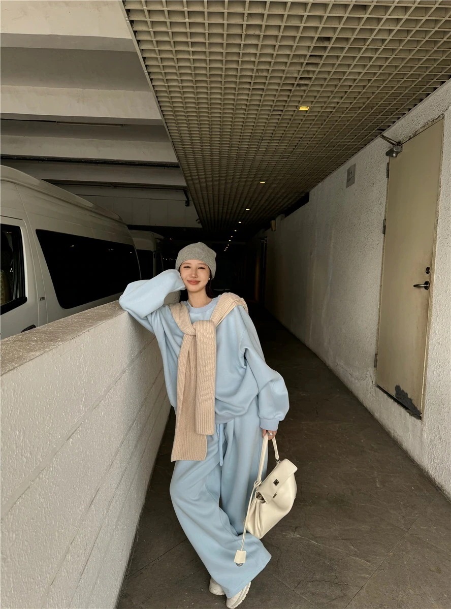 1つ買うと10個無料24 韓国 かわいい レディース 無地 普段使い長袖トップスレトロ 2点セット 黑白パーカーブルサイズ丈カジュアルスポーツファッション系通学学生袖お出かけセットアップシルエット上下