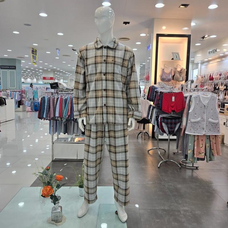 ふんわりと暖かいポリ起毛チェック柄メンズパジャマセット MP8881A