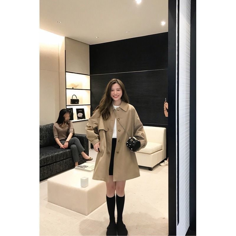 カレッジスタイルのドールカラーウインドブレーカーコートミドル丈多用途キュートでスタイリッシュ小柄な女性向けの秋のコート