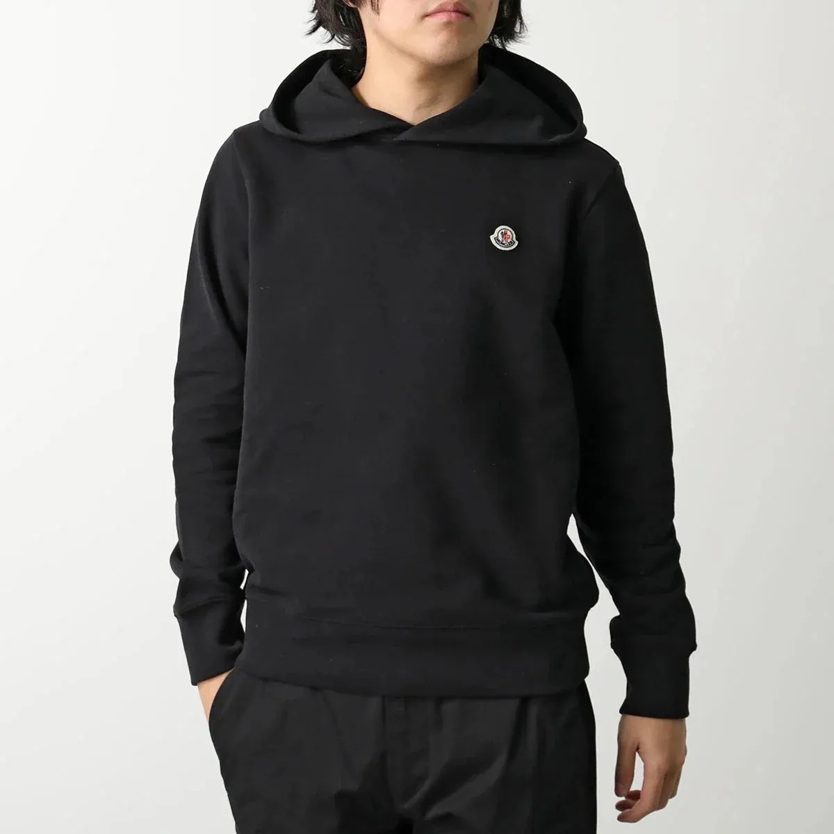 MONCLER モンクレール パーカー 8G00035 89AUJ メンズ スウェット プルオーバー フーディー ロゴパッチ 999 【mega】