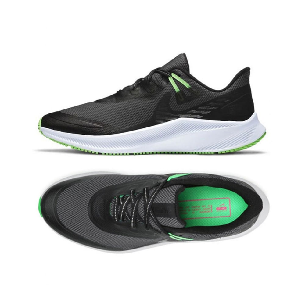 国内店ナイキスニーカーランニングシューズクエスト 3 シールド CQ8894-010 PNA2411