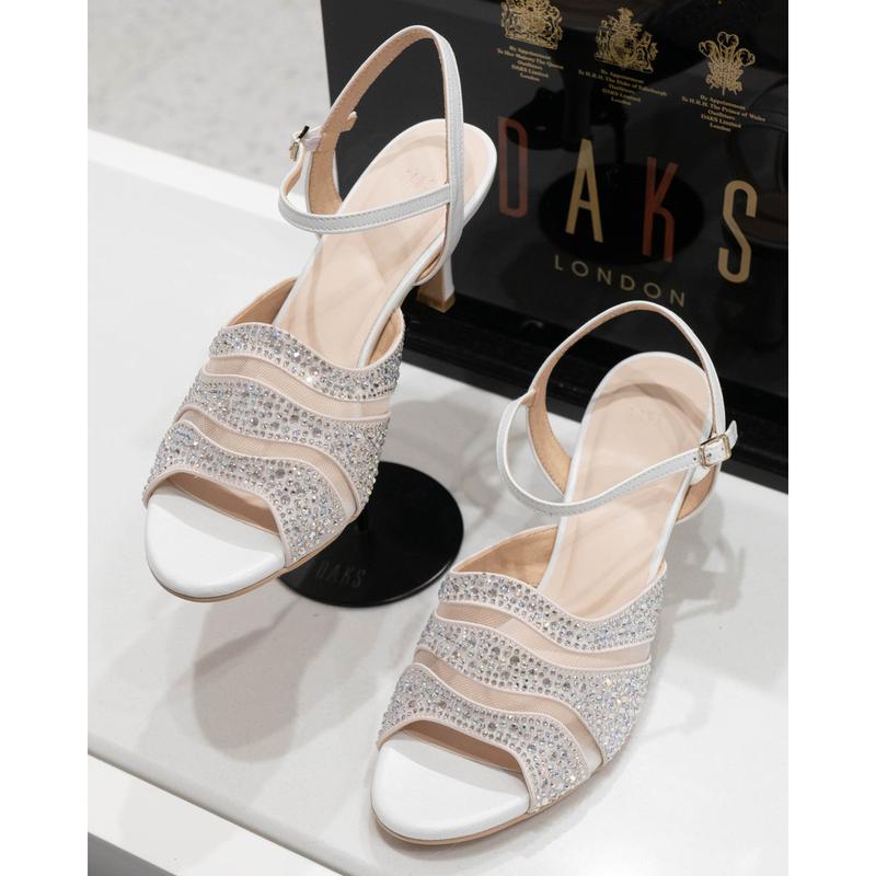 [DAKSの靴] ホット픽스 ストラップ 7 CM 女性 サンダル(DLD304)