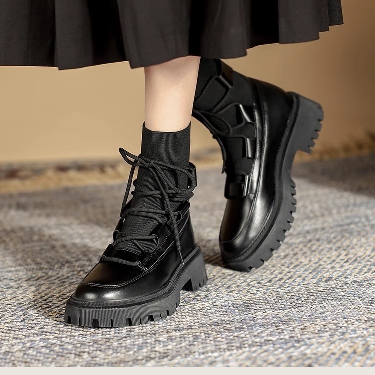 靴 シューズ レディース 2タイプ 裏起毛 あったか ブーツ ショート丈 ショートブーツ 紐 厚底 ツヤあり 皮 履きやすい 歩きやすい きれいめ オールシーズン 甘辛MIX クール モード