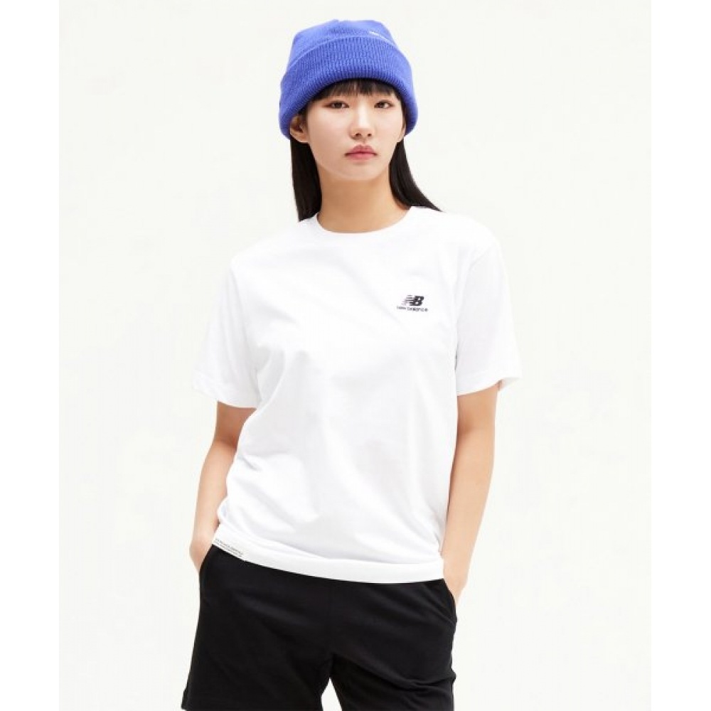 ニューバランス NBNEE21013/UNI エッセンシャルスモールロゴショートスリーブ T シャツスタンダードフィット (ホワイト)