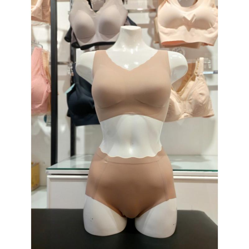 [釜山店] []ドット 퓨징 シームレスブラジャーパンティーセット(VBRS921VPTS921 SK)