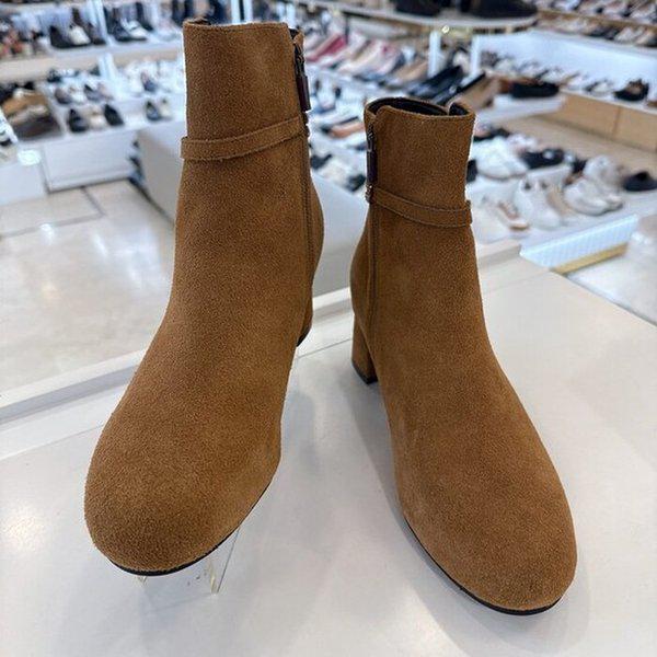 女性用宝石ストラップポイントスウェットアンクルブーツ422604 IM キャメル