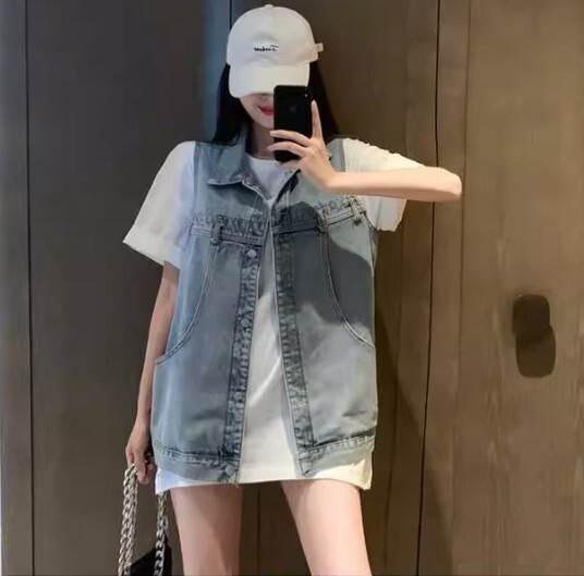 ベスト アウター デニムベスト レディース カジュアルベスト 袖なし ポロ襟 ツーピース 2点セット Ｔシャツ 半袖Ｔシャツ 無地 切り替えデザイン 春 夏 レギュラー丈 チョッキ 前開き シングルブ 5,376円