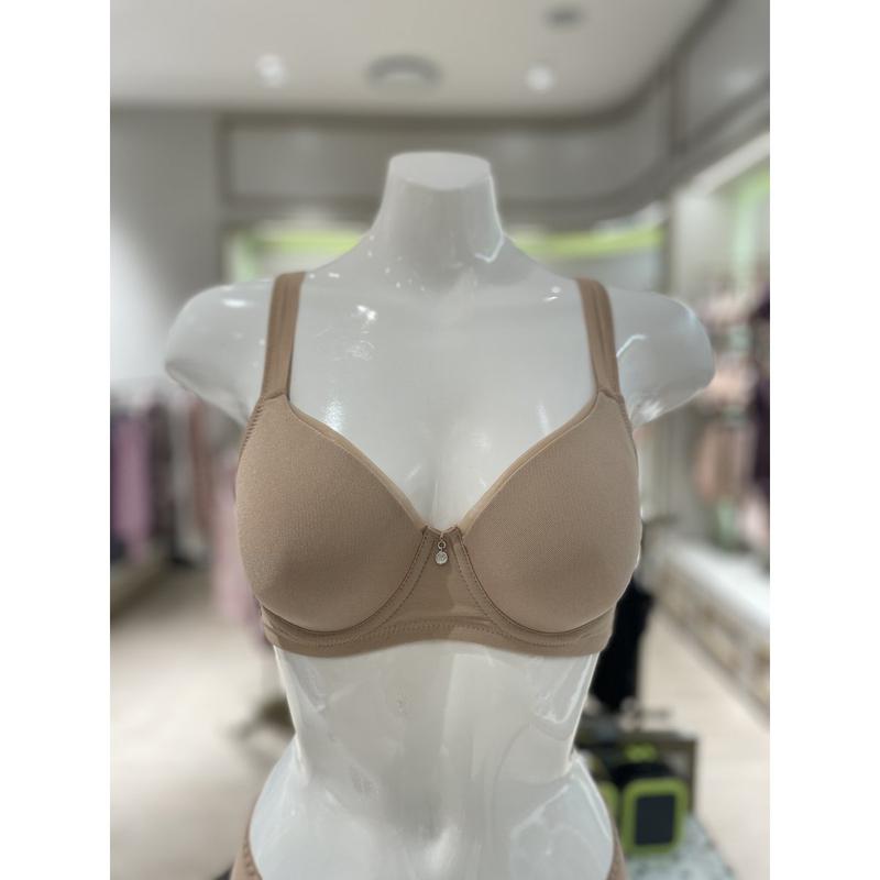 補正力が圧倒的に良いシンプルなデザインのフルカップモールドブラ（WGBM102CD）