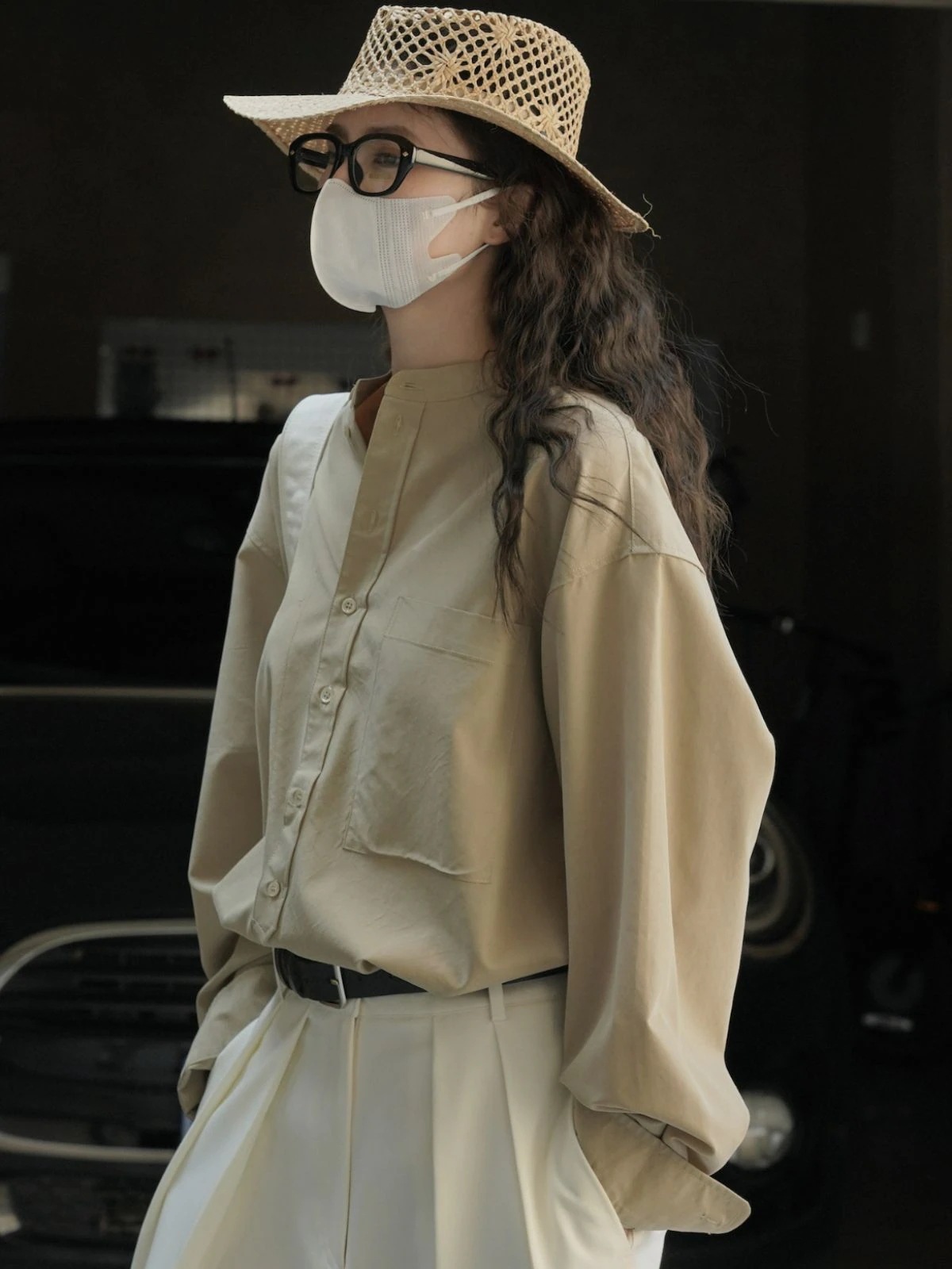 春と夏の新しい韓国の文学的な気質の風の輪郭のシャツの光と快適な涼しい感じカジュアルなトップス女性薄い