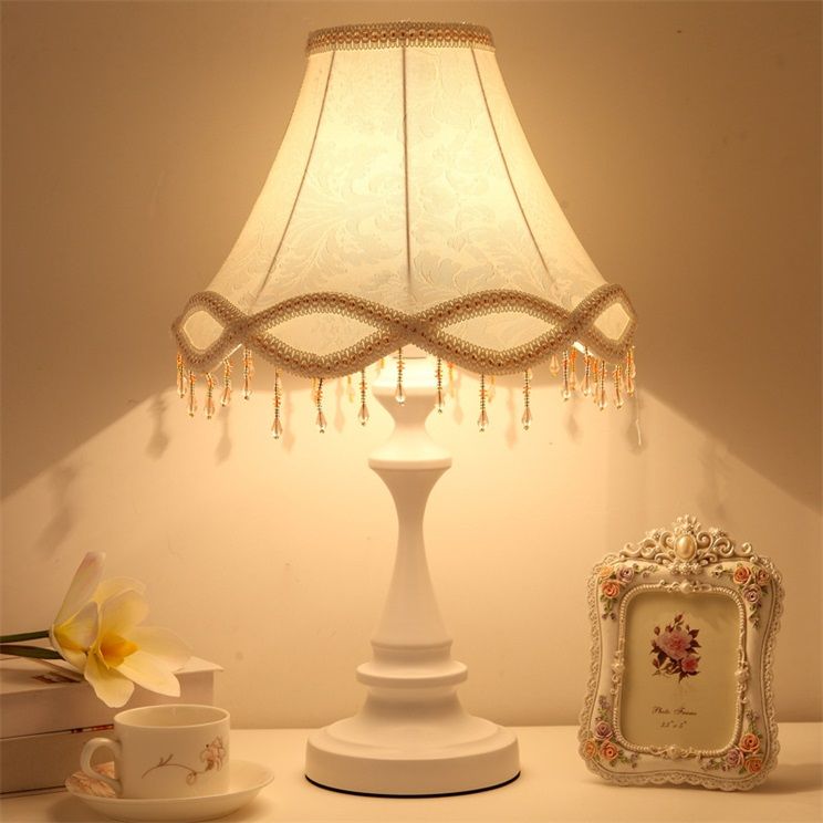 デスクライト スタンドライト 卓上ライト 電気スタンド　ベッドルームヘッドライト ホテル 書斎 北欧風 レトロ 寝室 部屋 和室 洋室 間接照明