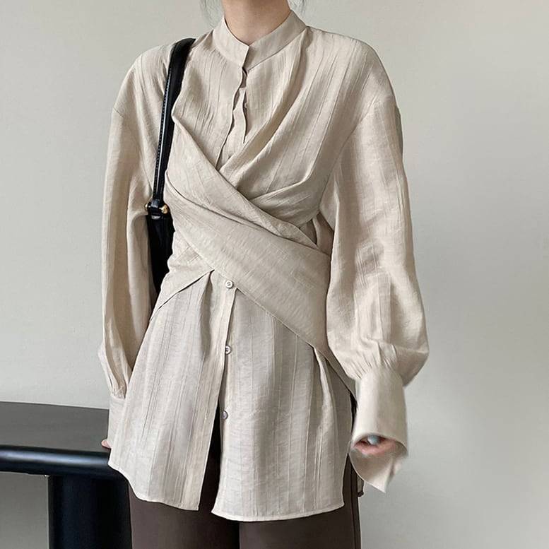 レディース クロスデザインノーカラーシャツブラウス 大人可愛い ツイスト ロングシャツ ドロップショルダー ピーコックブルー バルーンスリーブ ス サイドスリット ブラウス ベージュ 青 2color