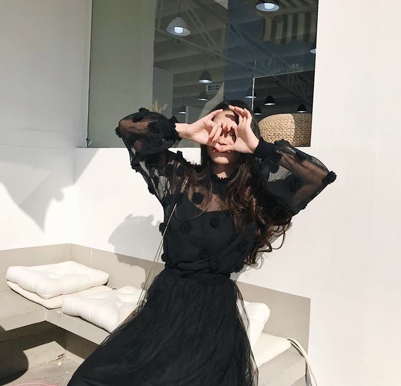 2429.ハイネックドット刺繍のブラウス（ブラック）2019 春夏 カジュアル シンプル 普段使い