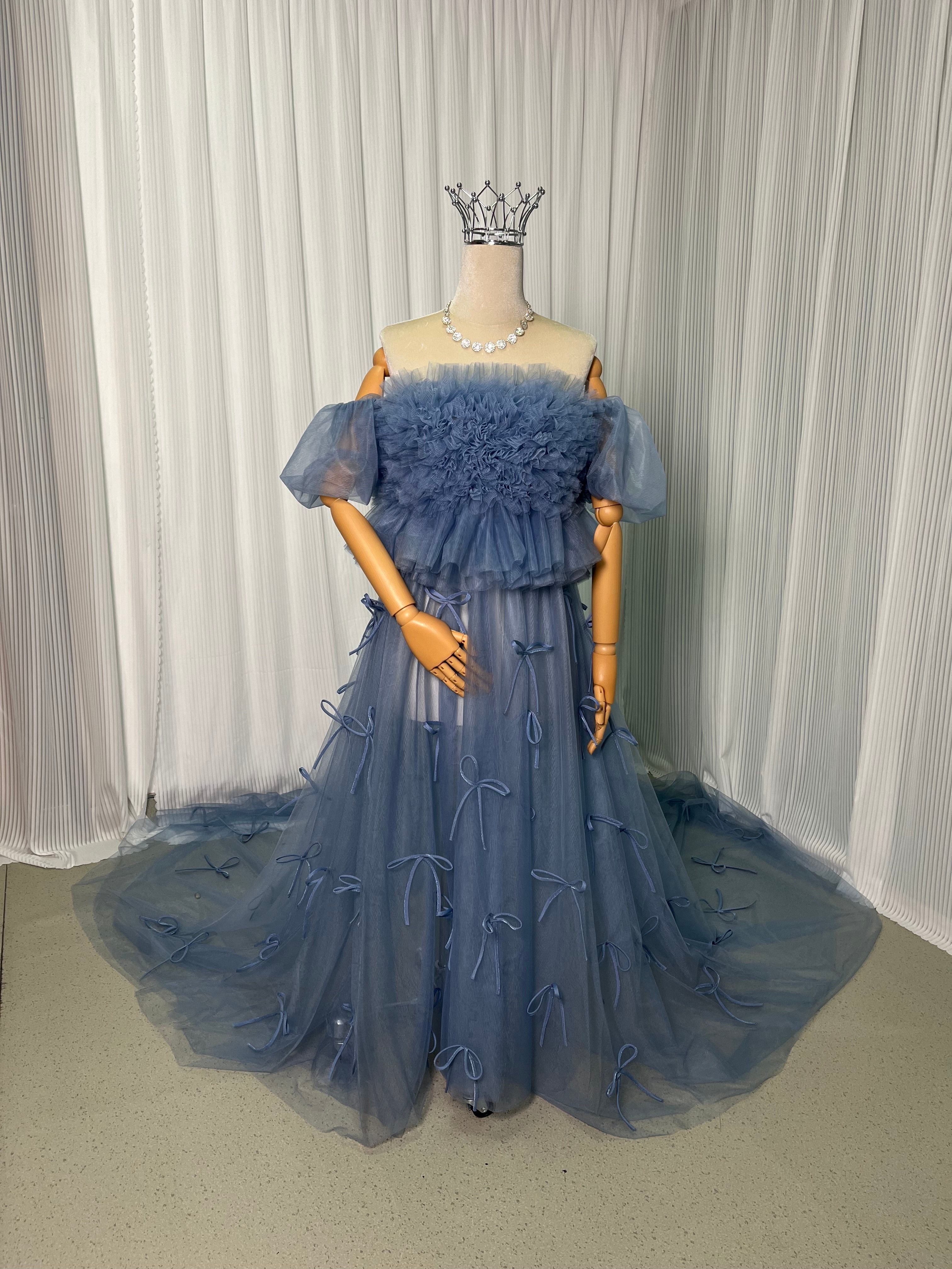 人気上昇！カラードレス ブルーグレー リボン ファスナー もこもこドレス ソフトチュール 可愛い 披露宴/結婚式