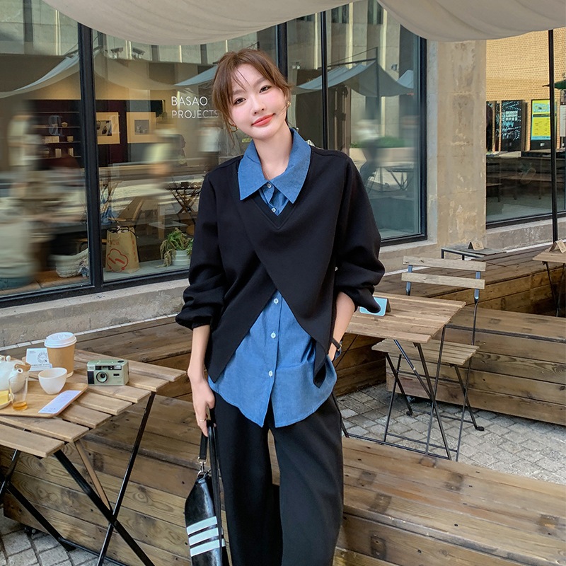 フランスのポロ襟スプライシング偽のツーピースセーター2024新しい怠惰な風の気質スリムカジュアルトップスパンツツーピーススーツ