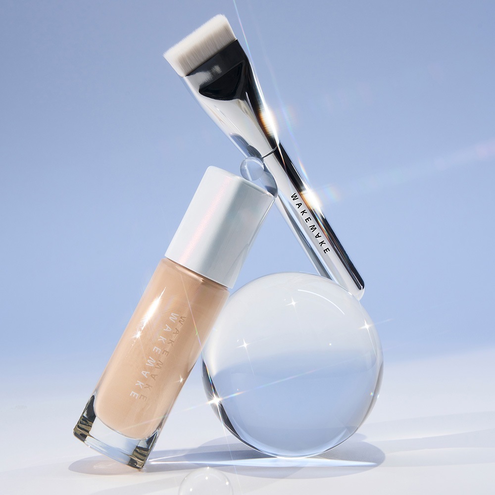 ウェイクメイクウォーターグローコーティングファンデーション30ml / SPF38+ PA++