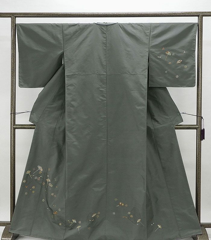 訪問着 未着用美品 正絹 小花傘模様 身丈165.5cm 裄丈67cm 紬訪問着 未使用 新古品 着物 結婚式 入学式 卒業式 b0635