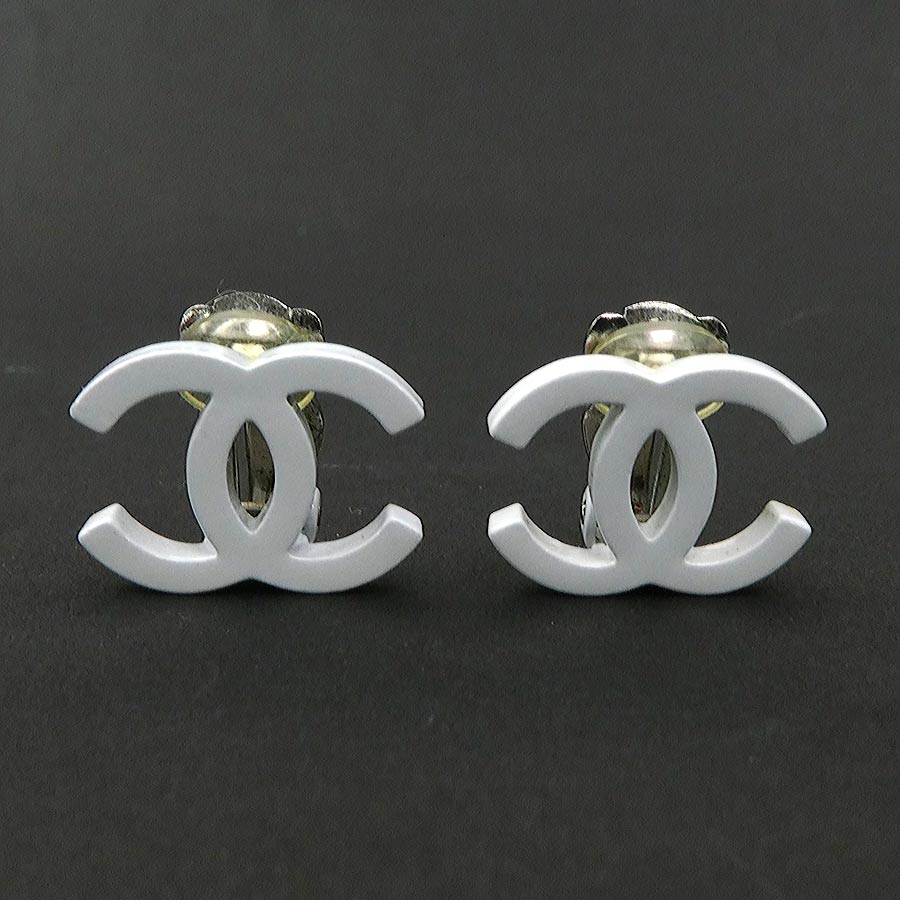 シャネル CHANEL イヤリング ココマーク メタル ホワイト/シルバー レディース e61500i