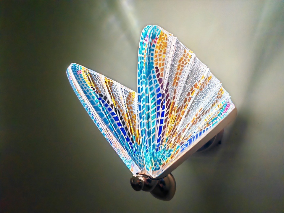 北欧蝶壁灯寝室ヘッドランプ現代リビングのバックライト