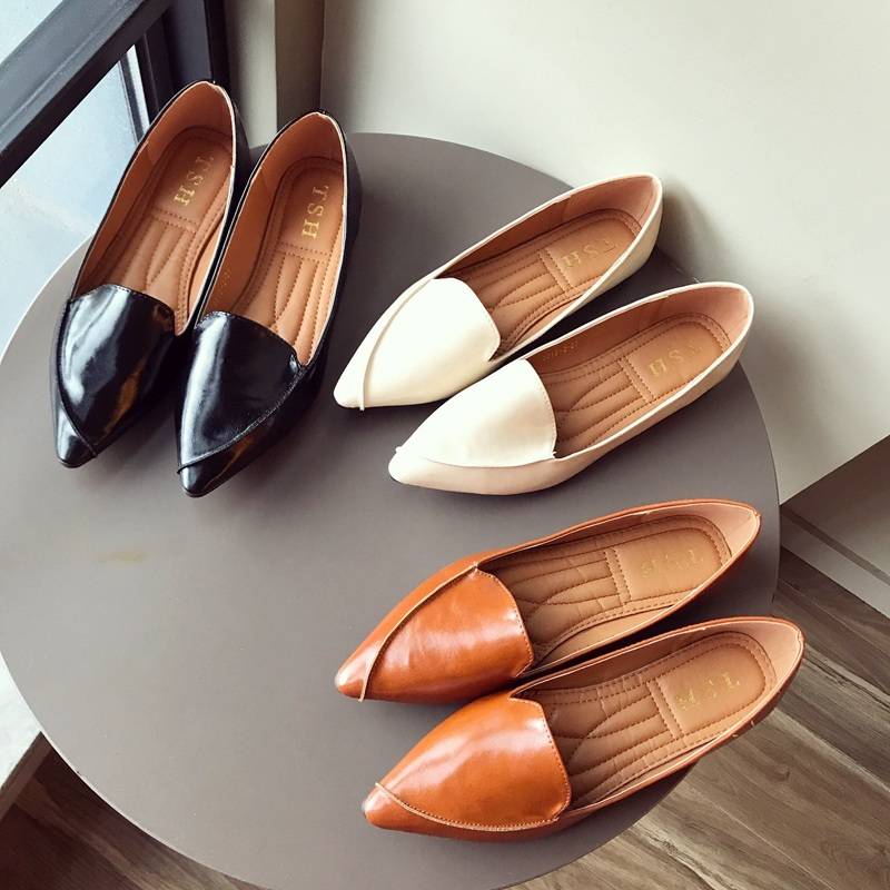 フラットシューズ ポインテッドトゥ ぺたんこ 革靴 PU 大人 可愛い きれいめ シンプル カジュアル 大人 おしゃれ メンズライク 無地 普段使い お出かけ デート 上品 通学 通勤 マニッシュ 5,253円