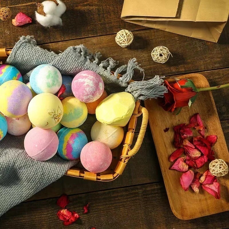 【1つ買うと10つ無料】入浴剤 バスボム ギフト プレゼント用入浴剤 4個6個8個12個セット 炭酸 かわいい 女性 子供母の日 誕生日 贈り物 自宅で温泉