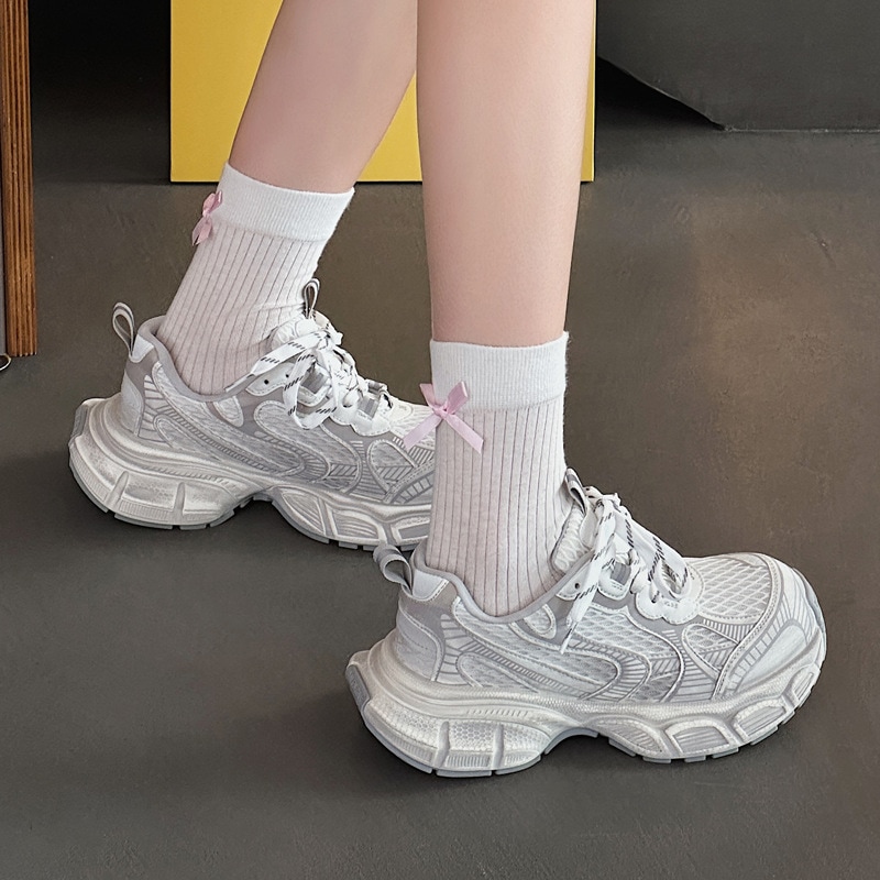 女性用厚底ダッドシューズ2025年夏新作オールマッチメッシュ通気性レトロオールドカジュアルスポーツシューズ